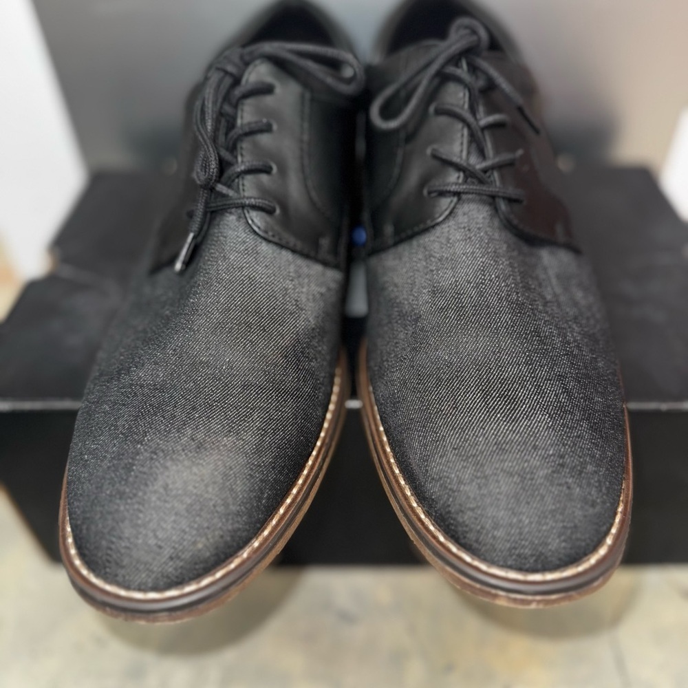 Classic Black Men's Oxford Shoes - Picture 2 of 7